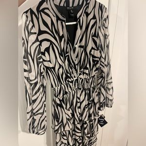 Kate & Lily Dress black and white ruffled trim